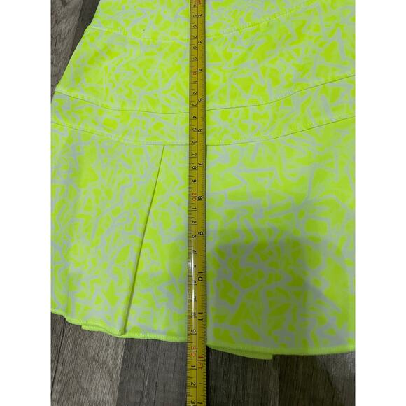 Nike Dri-FIT Victory Pleated Skort – Bright Yellow & White (Size Small) - Picture 7 of 8